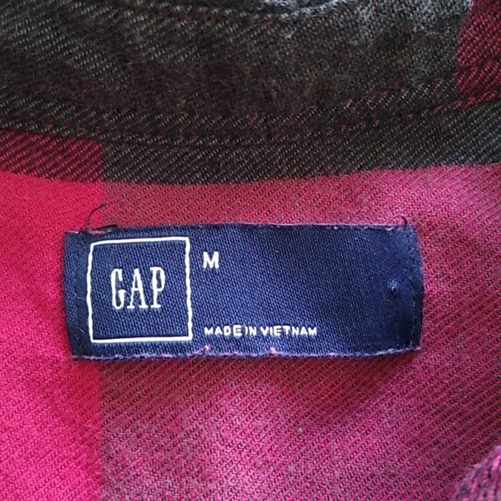 GAP Boyfriend Fit Red & Black Buffalo Check Button Down Shirt Size - M - Picture 12 of 16
